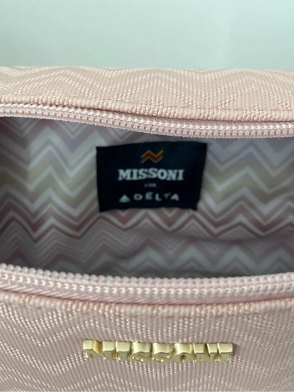 MISSONI x Delta toiletry/travel case. Pink Chevron detail. NWT!